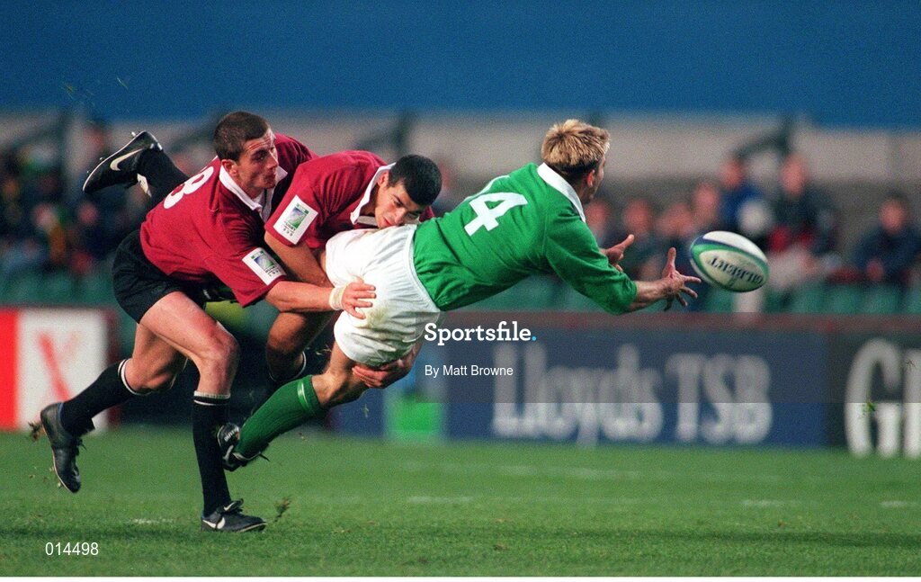 14 November 1998; Justin Bishop, Ireland, is tackled by Malkaz Urdjukachvili, left, and Paliko Jimcheladze, Georgia. Rugby World Cup Qualifier, Ireland v Georgia, Lansdowne Road, Dublin. Picture credit: Matt Browne / SPORTSFILE