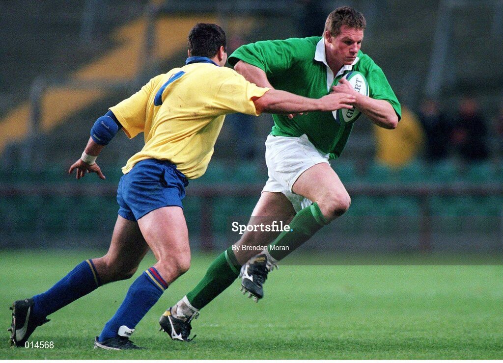 21 November 1998; Malcolm O'Kelly, Ireland, in action against Dragos Niculae, Romania. Rugby World Cup Qualifier, Ireland v Romania, Lansdowne Road, Dublin. Picture credit: Brendan Moran / SPORTSFILE