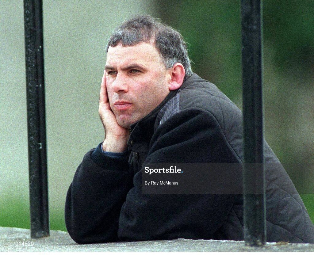 29 April 1998; Tony Ward, Ireland. Picture Credit: Ray McManus / SPORTSFILE