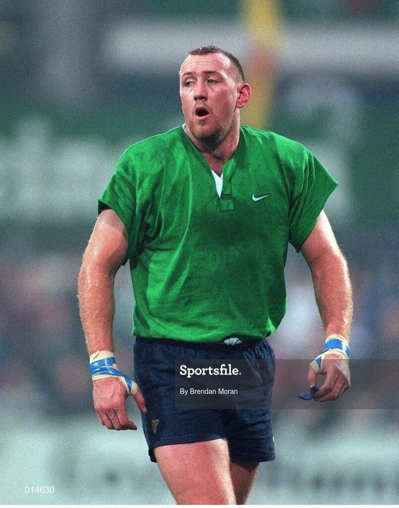 25 September1998; Trevor Brennan, Leinster. European Rugby Cup, Leinster v Stade Francais, Donnybrook, Dublin. Picture credit: Brendan Moran / SPORTSFILE
