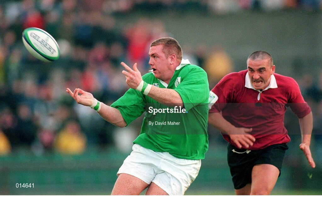 14 November 1998; Victor Costello, Ireland. Rugby World Cup Qualifier, Ireland v Georgia, Lansdowne Road, Dublin. Picture credit: David Maher / SPORTSFILE