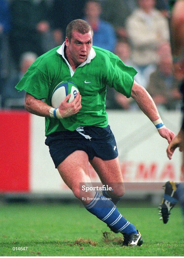 25 September1998; Victor Costello, Leinster. European Rugby Cup, Leinster v Stade Francais, Donnybrook, Dublin. Picture credit: Brendan Moran / SPORTSFILE