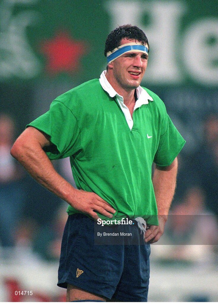 25 September1998; Pat Holden, Leinster. European Rugby Cup, Leinster v Stade Francais, Donnybrook, Dublin. Picture credit: Brendan Moran / SPORTSFILE