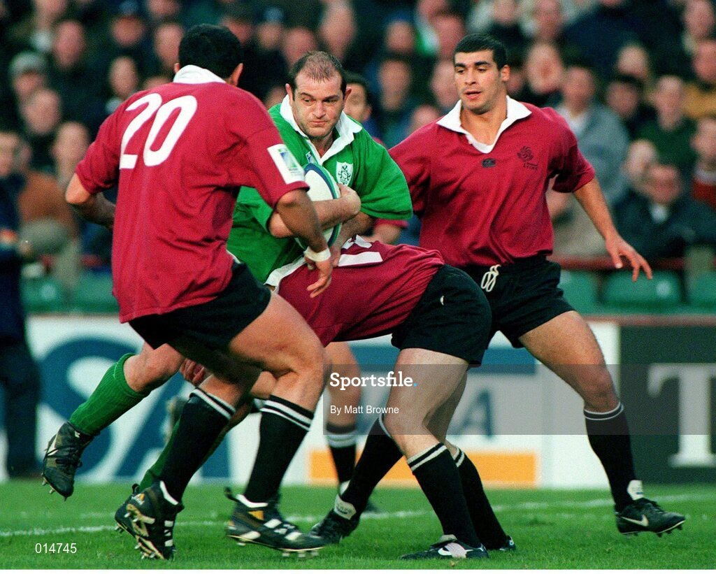 14 November 1998; Peter Clohessy, Ireland, in action against Zoura Mtchedlichvili, left, Georgia. Rugby World Cup Qualifier, Ireland v Georgia, Lansdowne Road, Dublin. Picture credit: Matt Browne / SPORTSFILE