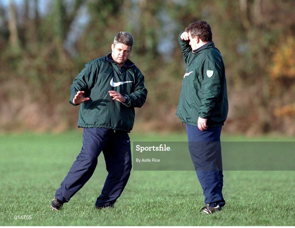 24 November 1998; Ireland head coach Warren Gatland with selector Philip Danaher, right, during squad training. Ireland Rugby Squad Training, Garda R.F.C., Westmanstown, Lucan, Dublin. Picture credit: Aoife Rice / SPORTSFILE