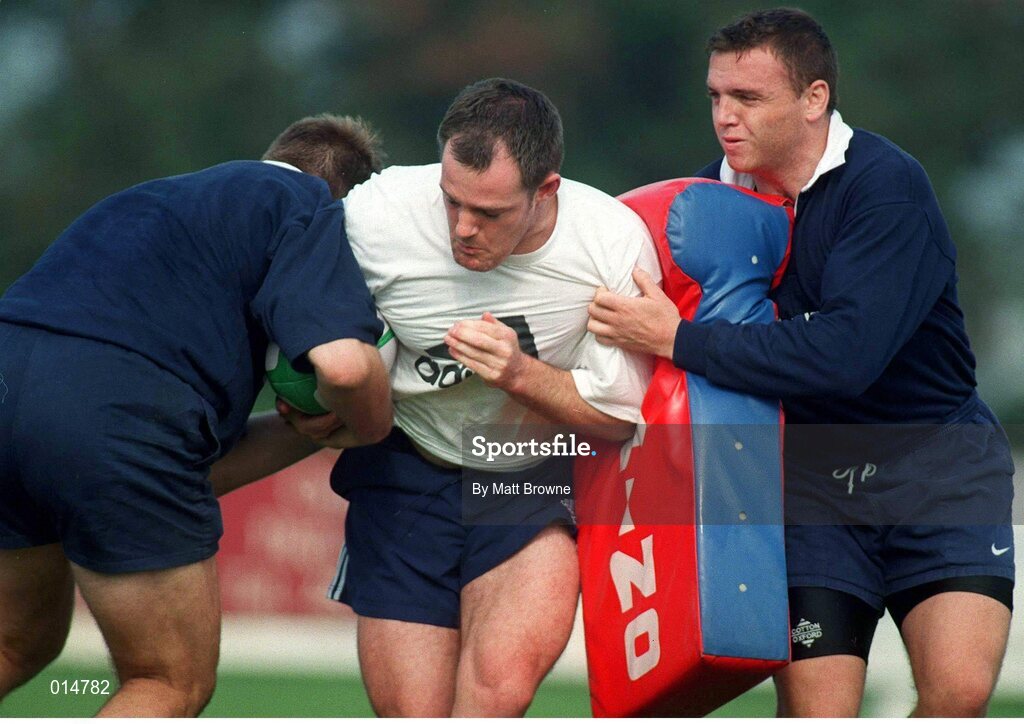 22 September 1998; Ireland's Ross Nesdale, centre, in action against team-mates Gabriel Fulcher, left, and Rob Henderson, right, during squad training. Ireland Rugby Squad Training, Dr Hickey Park, Greystones, Co. Wicklow. Picture credit: Matt Browne / SPORTSFILE