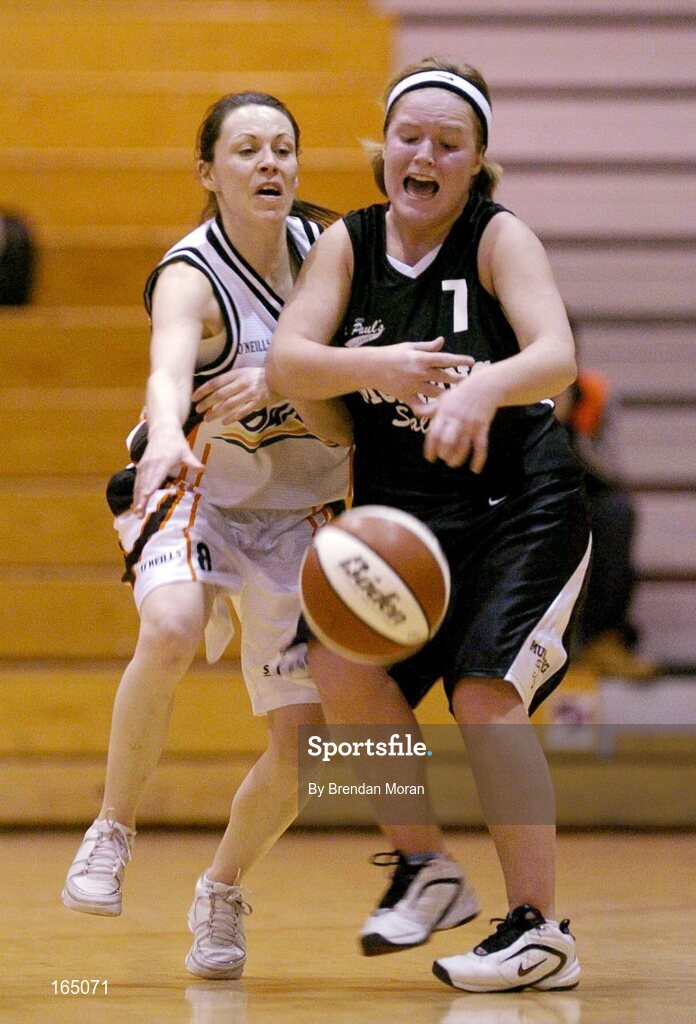 28 January 2005; Lynn Jones, Mustang Sally's St. Paul's, in action against Emma Pierce, Dart Killester. National Cup, Senior Women's Semi-Final, Mustang Sally's St. Paul's, Killarney v Dart Killester, ESB Arena, Tallaght, Dublin. Picture credit; Brendan Moran / SPORTSFILE