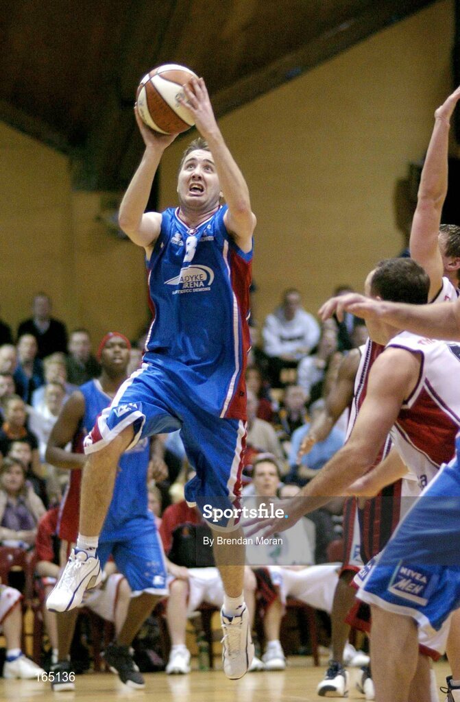 29 January 2005; Shane Couglan, Mardyke UCC Demons, in action against Abrakebabra Tigers, Tralee. National Cup, Senior Men's Semi-Final, Mardyke UCC Demons v Abrakebabra Tigers, Tralee, ESB Arena, Tallaght, Dublin. Picture credit; Brendan Moran / SPORTSFILE