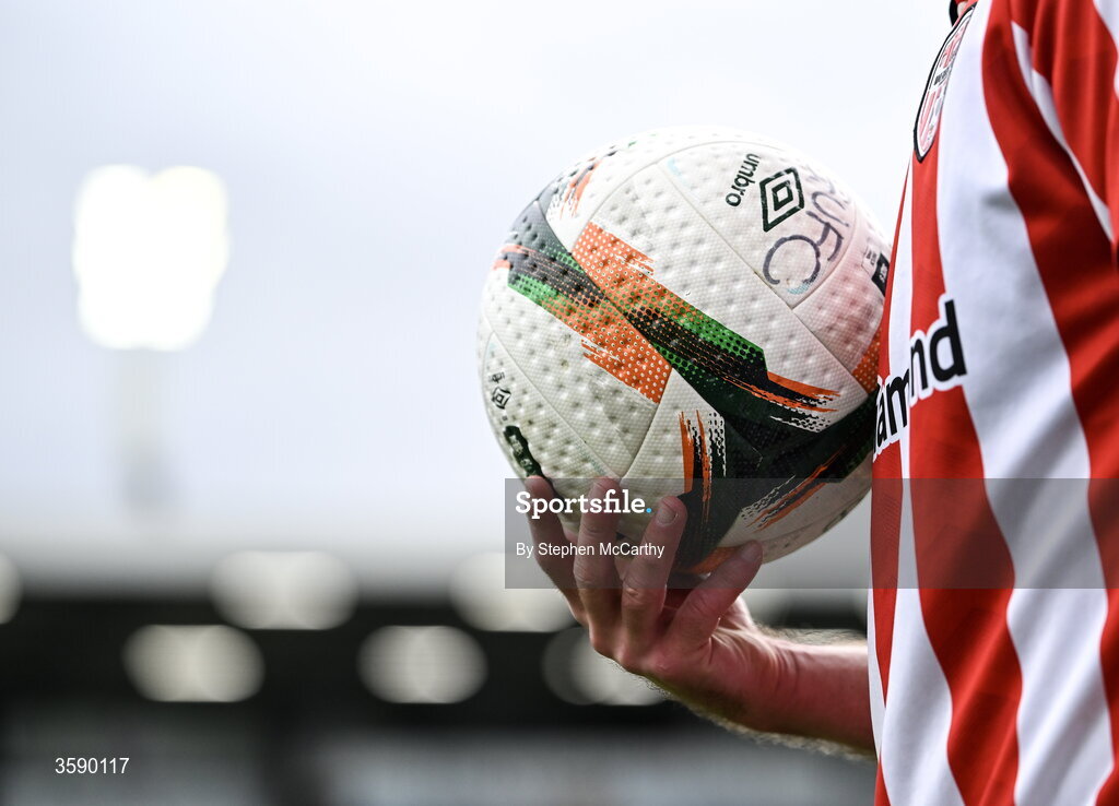 10 October 2026; A detailed view of the match ball and a Derry City jersey during the Club Orange Men's FAI Cup semi-final match between Galway and Derry City at Eamonn Deacy Park in Galway. Photo by Stephen McCarthy/Sportsfile