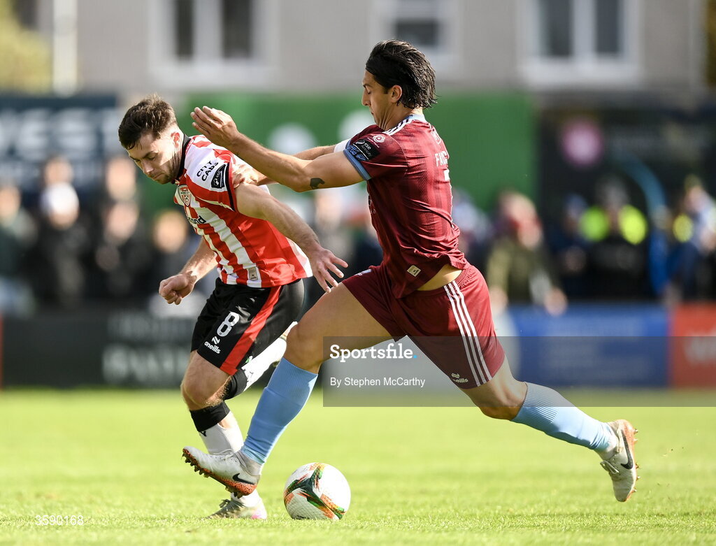 10 October 2026; Adam O'Reilly of Derry City in action against Gianfranco Facchineri of Galway United during the Club Orange Men's FAI Cup semi-final match between Galway and Derry City at Eamonn Deacy Park in Galway. Photo by Stephen McCarthy/Sportsfile