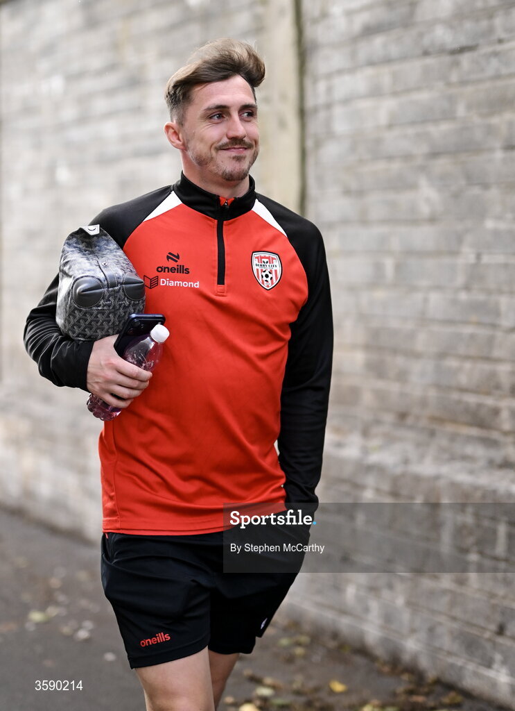 10 October 2026; Gavin Whyte of Derry City arrives for the Club Orange Men's FAI Cup semi-final match between Galway and Derry City at Eamonn Deacy Park in Galway. Photo by Stephen McCarthy/Sportsfile