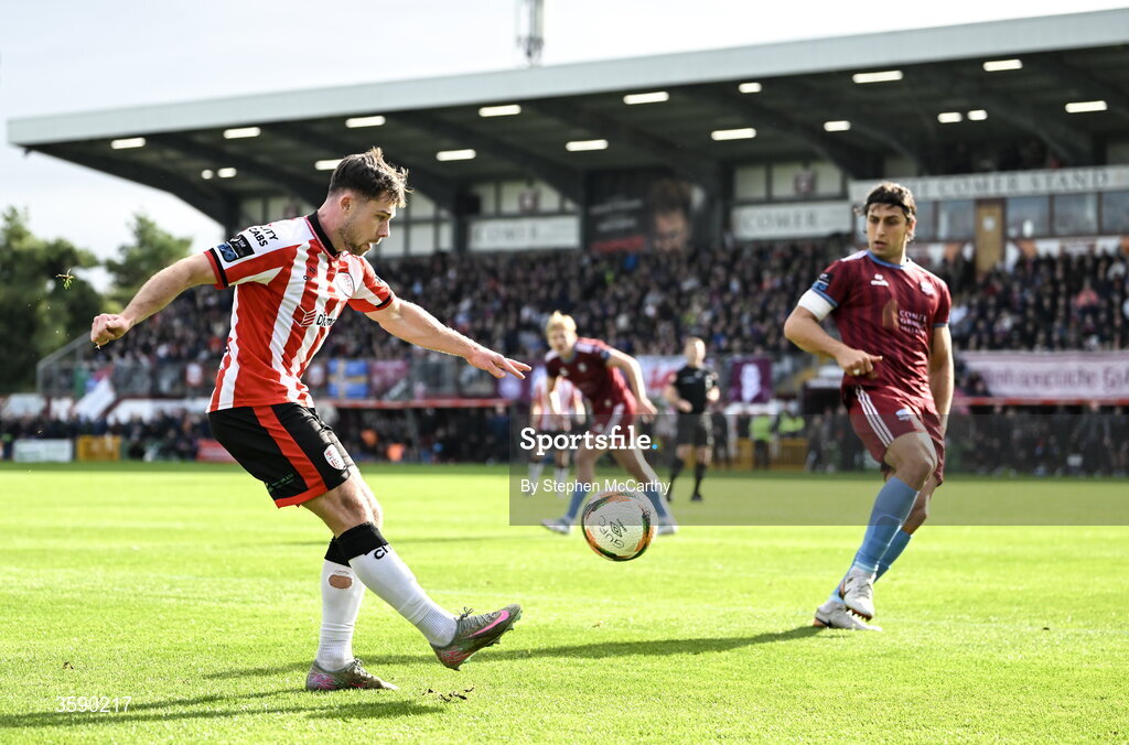 10 October 2026; Adam O'Reilly of Derry City during the Club Orange Men's FAI Cup semi-final match between Galway and Derry City at Eamonn Deacy Park in Galway. Photo by Stephen McCarthy/Sportsfile