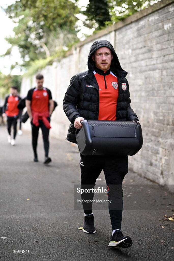 10 October 2026; Liam Boyce of Derry City arrives for the Club Orange Men's FAI Cup semi-final match between Galway and Derry City at Eamonn Deacy Park in Galway. Photo by Stephen McCarthy/Sportsfile