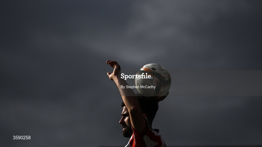 10 October 2026; Brandon Fleming of Derry City takes a throw-in during the Club Orange Men's FAI Cup semi-final match between Galway and Derry City at Eamonn Deacy Park in Galway. Photo by Stephen McCarthy/Sportsfile