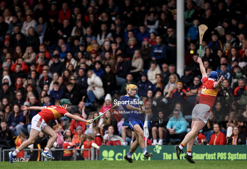 11 October 2026; Kieran Rossiter of Thurles Sarsfields in action against Killian Cantwell, left, and Kevin Hayes of Moycarkey-Borris during the Tipperary County Senior Club Hurling Championship final match between Moycarkey-Borris and Thurles Sarsfields at FBD Semple Stadium in Thurles, Tipperary. Photo by Michael P Ryan/Sportsfile