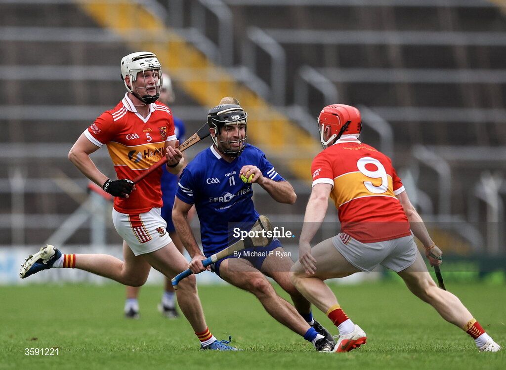 11 October 2026; Aidan McCormack of Thurles Sarsfields in action against Stephen Walsh, left, and Niall Heffernan of Moycarkey-Borris during the Tipperary County Senior Club Hurling Championship final match between Moycarkey-Borris and Thurles Sarsfields at FBD Semple Stadium in Thurles, Tipperary. Photo by Michael P Ryan/Sportsfile