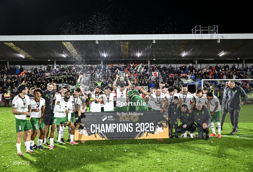 9 October 2026; Cork City captain Fiacre Kelleher lifts the SSE Airtrity Men's First Division trophy after the SSE Airtricity Men’s First Division match between Cork City and Finn Harps at Turner's Cross in Cork. Photo by Ben McShane/Sportsfile