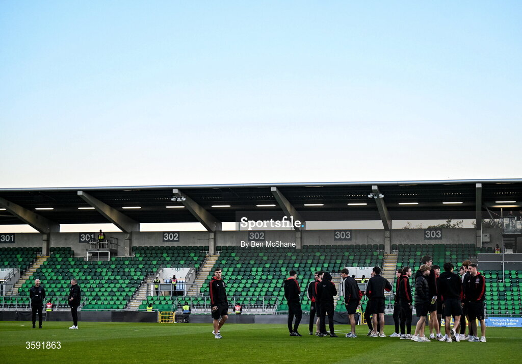 12 October 2026; Bohemians players inspect the pitch before the SSE Airtricity Men's Premier Division match between Shamrock Rovers and Bohemians at Tallaght Stadium in Dublin. Photo by Ben McShane/Sportsfile
