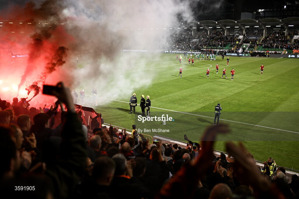 12 October 2026; Bohemians players acknowledge their supporters before the SSE Airtricity Men's Premier Division match between Shamrock Rovers and Bohemians at Tallaght Stadium in Dublin. Photo by Ben McShane/Sportsfile
