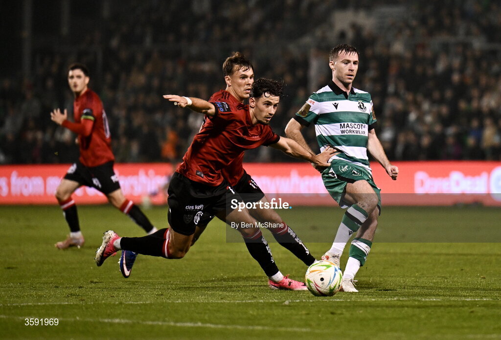 12 October 2026; Jack Byrne of Shamrock Rovers in action against Connor Parsons of Bohemians during the SSE Airtricity Men's Premier Division match between Shamrock Rovers and Bohemians at Tallaght Stadium in Dublin. Photo by Ben McShane/Sportsfile