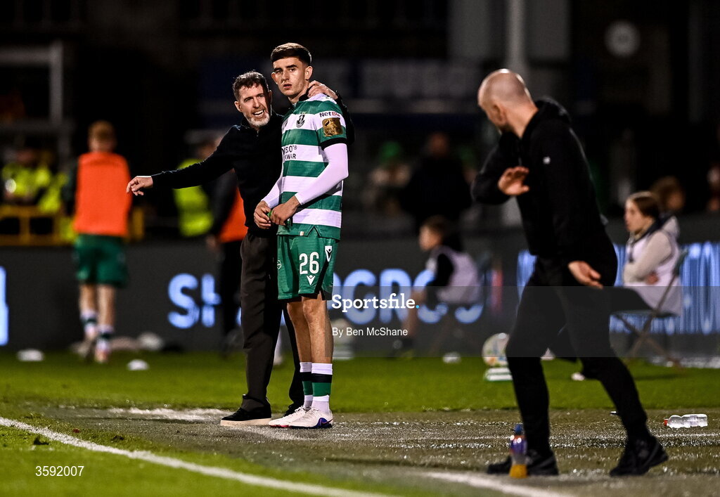 12 October 2026; Shamrock Rovers manager Stephen Bradley in conversation with John O'Sullivan during the SSE Airtricity Men's Premier Division match between Shamrock Rovers and Bohemians at Tallaght Stadium in Dublin. Photo by Ben McShane/Sportsfile