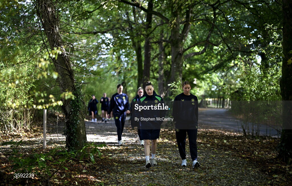 13 October 2026; Republic of Ireland's Lucy Quinn, left, and goalkeeper Sophie Whitehouse during a pre-match team walk near their hotel before the 2027 FIFA Women’s World Cup qualifying round 1 play-off second leg match between Republic of Ireland and Kazakhstan at SuperValu Páirc Uí Chaoimh in Cork. Photo by Stephen McCarthy/Sportsfile