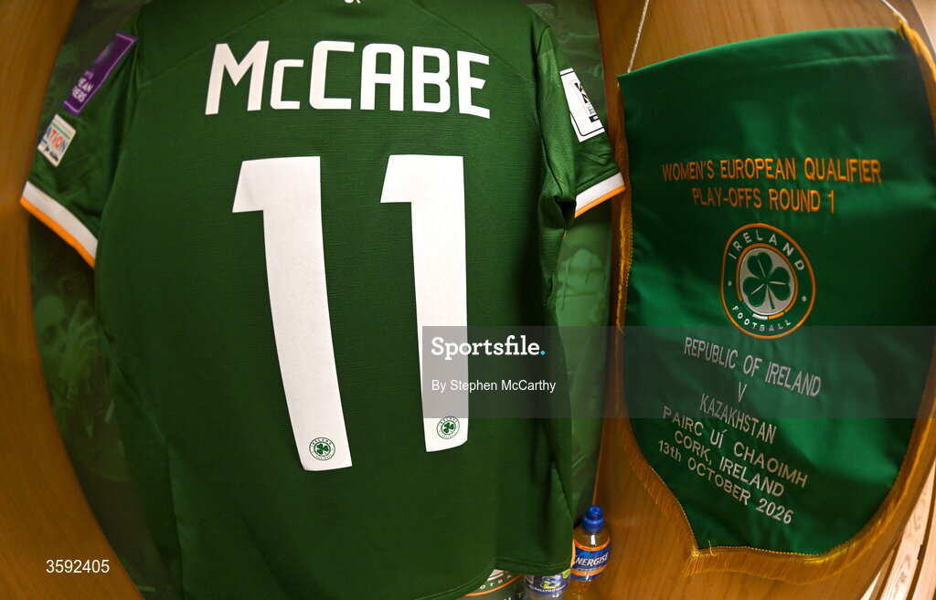 13 October 2026; The jersey and pennant Republic of Ireland captain Katie McCabe is seen in the dressing room before the 2027 FIFA Women’s World Cup qualifying round 1 play-off second leg match between Republic of Ireland and Kazakhstan at SuperValu Páirc Uí Chaoimh in Cork. Photo by Stephen McCarthy/Sportsfile
