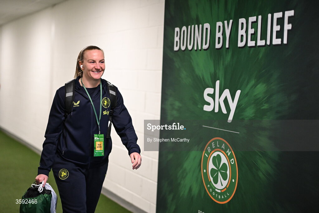 13 October 2026; Republic of Ireland goalkeeper Courtney Brosnan before the 2027 FIFA Women’s World Cup qualifying round 1 play-off second leg match between Republic of Ireland and Kazakhstan at SuperValu Páirc Uí Chaoimh in Cork. Photo by Stephen McCarthy/Sportsfile