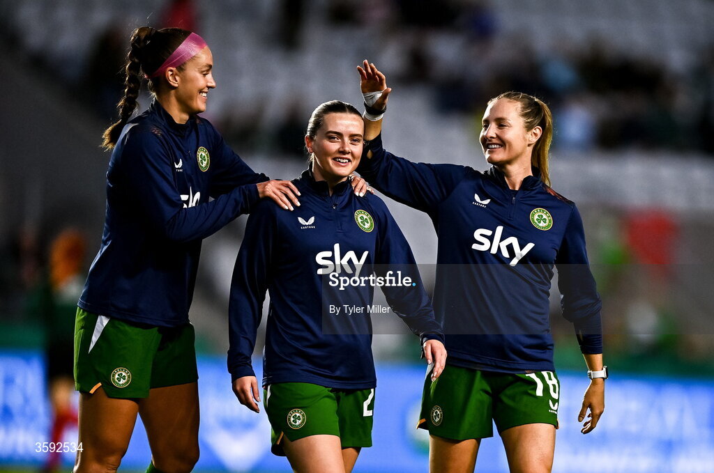 13 October 2026; Republic of Ireland players, from left, Caitlin Hayes, Tyler Toland and Kyra Carusa before the 2027 FIFA Women’s World Cup qualifying round 1 play-off second leg match between the Republic of Ireland and Kazakhstan at Páirc Uí Chaoimh in Cork. Photo by Tyler Miller/Sportsfile