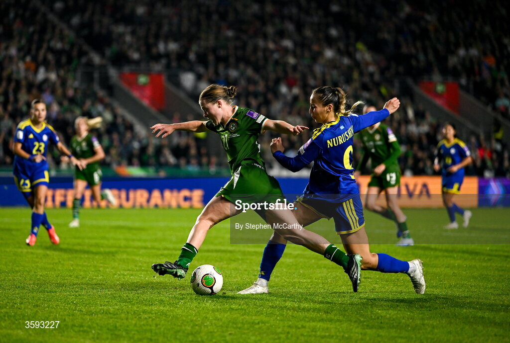 13 October 2026; Emily Murphy of Republic of Ireland and Bibigul Nurusheva of Kazakhstan during the 2027 FIFA Women’s World Cup qualifying round 1 play-off second leg match between Republic of Ireland and Kazakhstan at SuperValu Páirc Uí Chaoimh in Cork. Photo by Stephen McCarthy/Sportsfile
