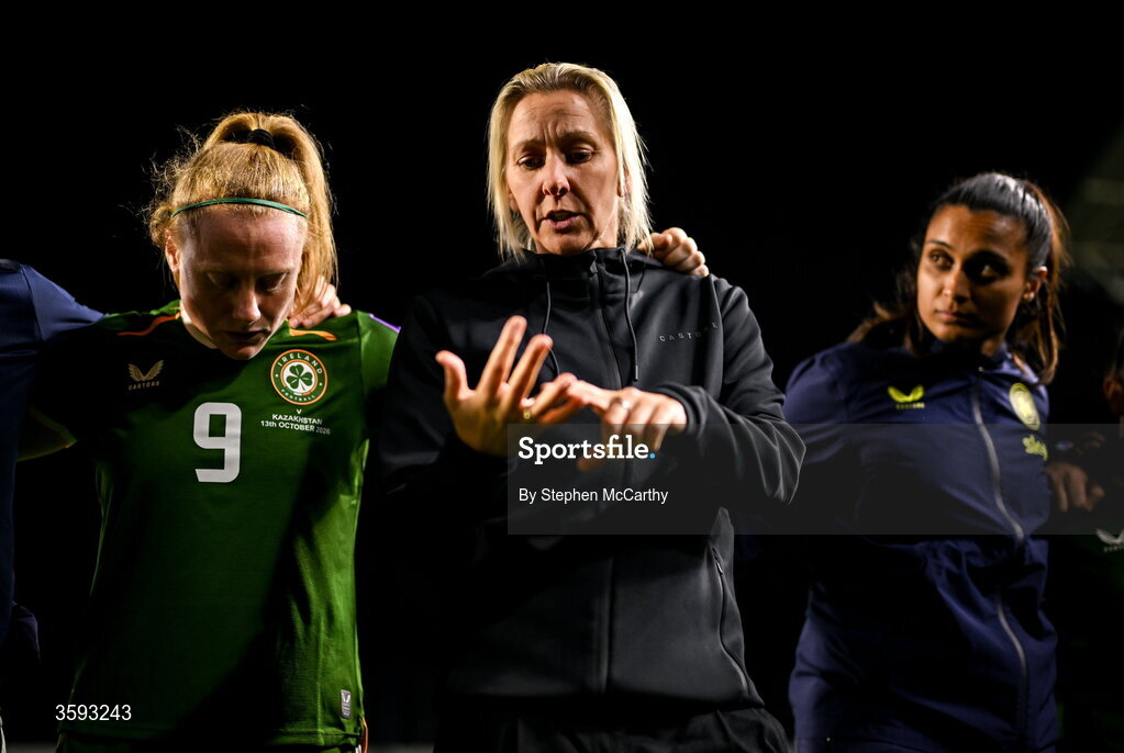 13 October 2026; Republic of Ireland head coach Carla Ward speaks to players and staff after the 2027 FIFA Women’s World Cup qualifying round 1 play-off second leg match between Republic of Ireland and Kazakhstan at SuperValu Páirc Uí Chaoimh in Cork. Photo by Stephen McCarthy/Sportsfile