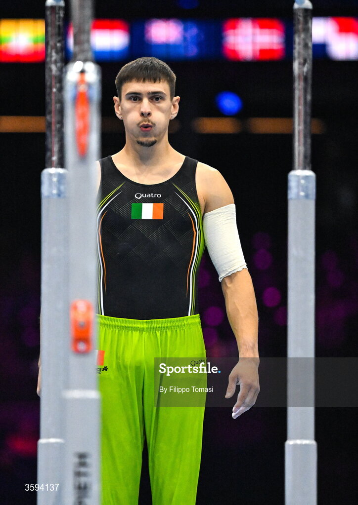 17 October 2026; Adam Steele of Ireland competes on the Parallel Bars during the Men's Qualification Subdivision 1 on day one of the Artistic Gymnastics World Championships 2026 at Rotterdam Ahoy in Rotterdam, Netherlands. Photo by Filippo Tomasi/Sportsfile