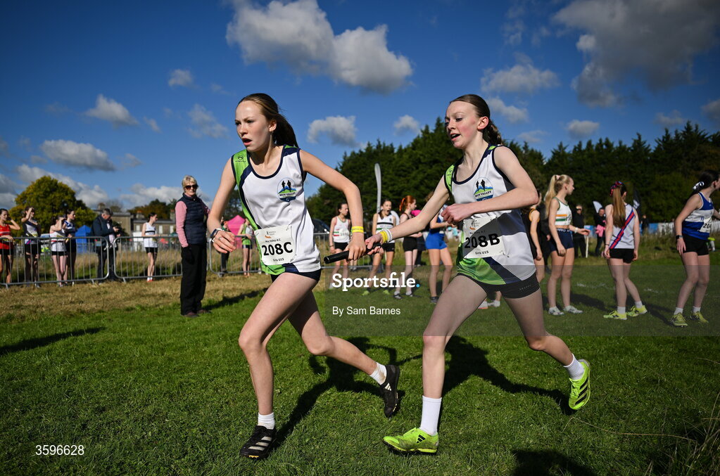 18 October 2026; Athletes from Moy Valley AC, Mayo, competing in the U15 Girls 4x1000m Relay during the Autumn Open Cross Country International at the Sport Ireland Campus in Dublin. Photo by Sam Barnes/Sportsfile