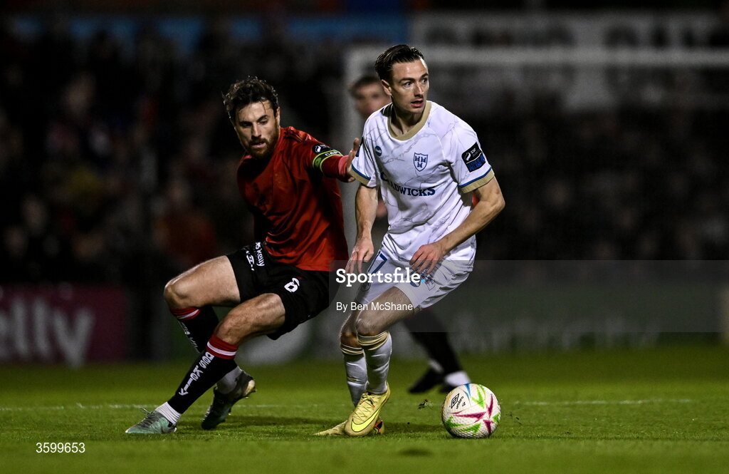 23 October 2026; Daniel Kelly of Shelbourne in action against Jordan Flores of Bohemians during the SSE Airtricity Men's Premier Division match between Bohemians and Shelbourne at Dalymount Park in Dublin. Photo by Ben McShane/Sportsfile