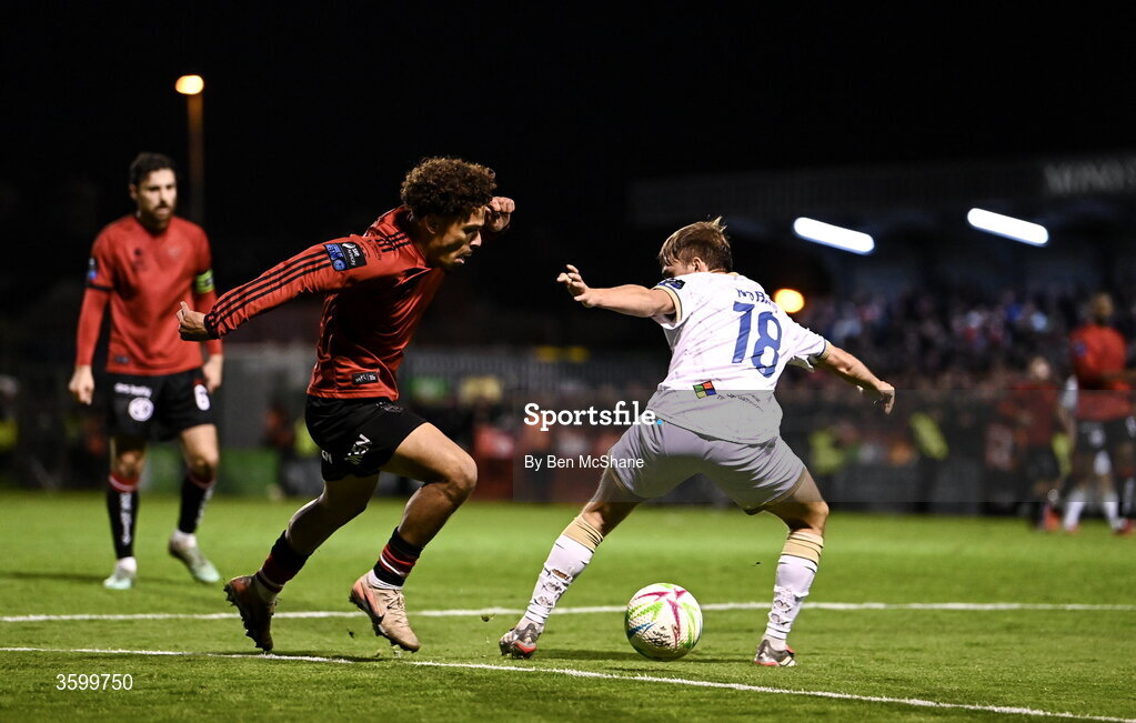 23 October 2026; Zane Myers of Bohemians in action against James Norris of Shelbourne during the SSE Airtricity Men's Premier Division match between Bohemians and Shelbourne at Dalymount Park in Dublin. Photo by Ben McShane/Sportsfile