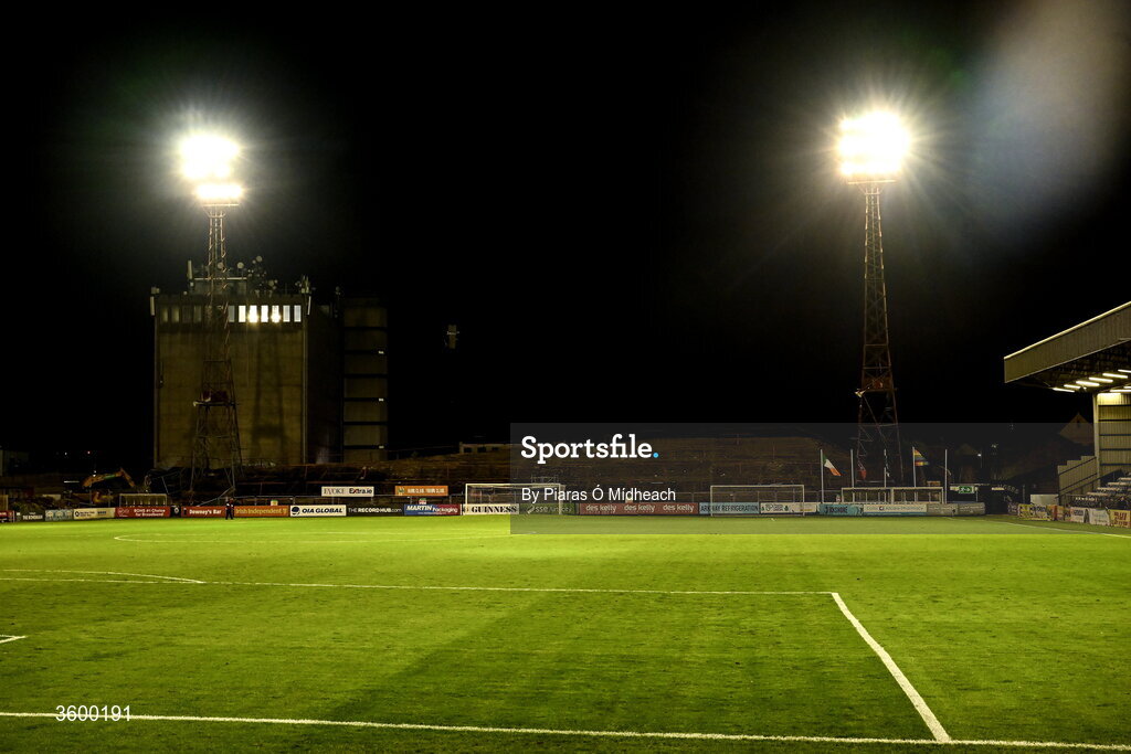 23 October 2026; A general view of two of the floodlights in Dalymount Park, which had been in operation since 1962, on their last Friday night match before upcoming demolition, after the SSE Airtricity Men's Premier Division match between Bohemians and Shelbourne at Dalymount Park in Dublin. Photo by Piaras Ó Mídheach/Sportsfile