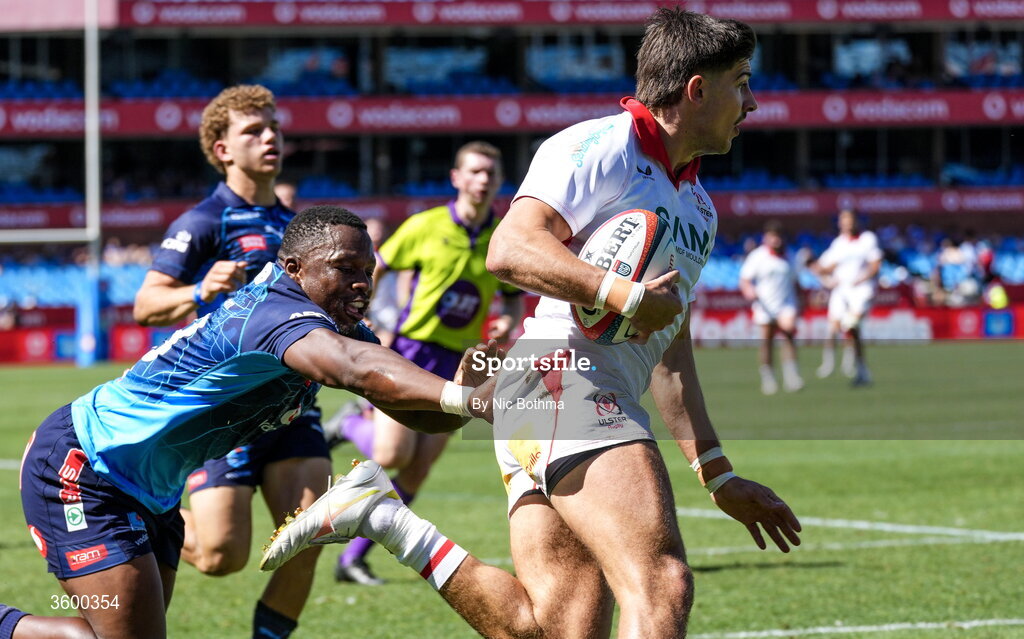 24 October 2026; Chay Mullins of Ulster on his way to scoring a try during the United Rugby Championship match between Vodacom Bulls and Ulster at Loftus Versfeld in Pretoria, South Africa. Photo by Nic Bothma/Sportsfile