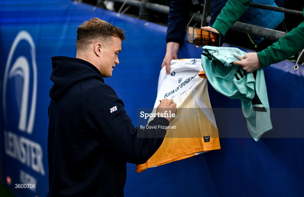 24 October 2026; Josh van der Flier of Leinster signs jerseys before the United Rugby Championship match between Leinster and Munster at the Aviva Stadium in Dublin. Photo by David Fitzgerald/Sportsfile