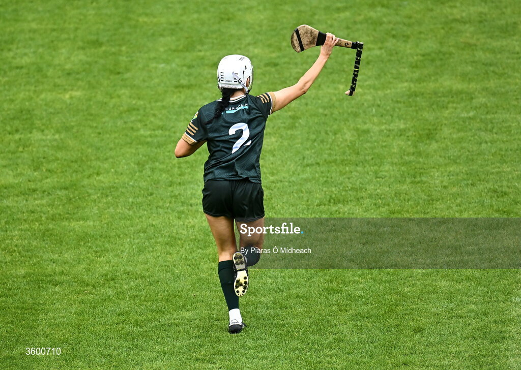 24 October 2026; Rebecca Kelly of Ireland with a broken hurl during the 2026 Camogie/Shinty International match between Ireland and Scotland at SuperValu Páirc Uí Chaoimh in Cork. Photo by Piaras Ó Mídheach/Sportsfile