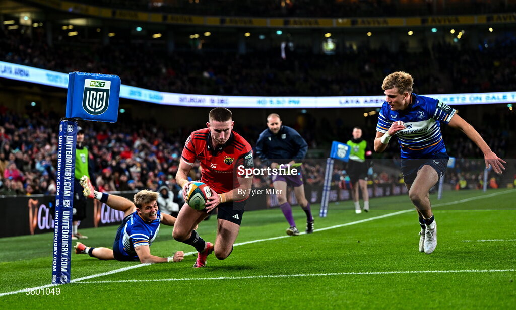24 October 2026; Ben O'Connor of Munster scores his side's second try during the United Rugby Championship match between Leinster and Munster at the Aviva Stadium in Dublin. Photo by Tyler Miller/Sportsfile