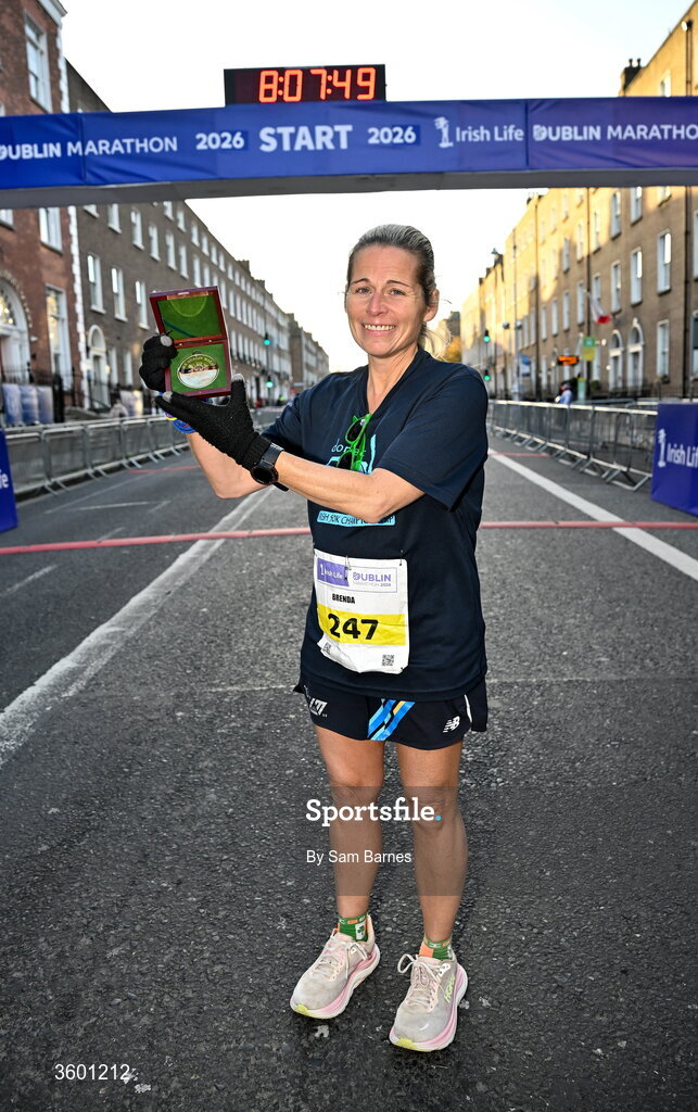 25 October 2026; Brenda Okeeffe Miere is presented the Lord Mayor Dublin Marathon Medal before the 2026 Irish Life Dublin Marathon, as thousands of runners took to the streets of Dublin for the 45th running of the event. Photo by Sam Barnes/Sportsfile