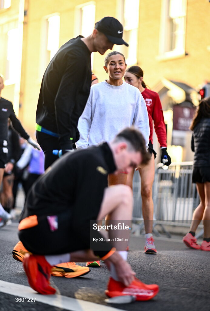 25 October 2026; Participants before the 2026 Irish Life Dublin Marathon, as thousands of runners took to the streets of Dublin for the 45th running of the event. Photo by Shauna Clinton/Sportsfile