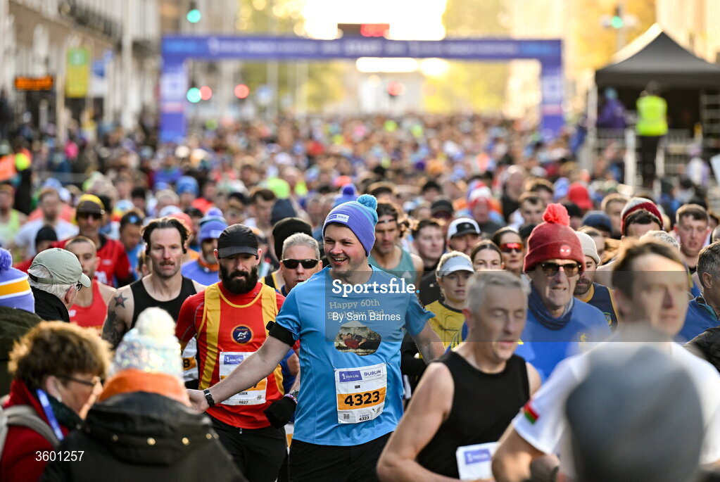 25 October 2026; Ian Leonard during the 2026 Irish Life Dublin Marathon, as thousands of runners took to the streets of Dublin for the 45th running of the event. Photo by Sam Barnes/Sportsfile