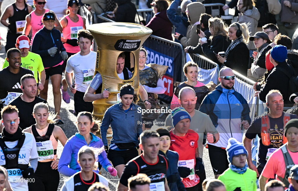 25 October 2026; George Strong during the 2026 Irish Life Dublin Marathon, as thousands of runners took to the streets of Dublin for the 45th running of the event. Photo by Sam Barnes/Sportsfile