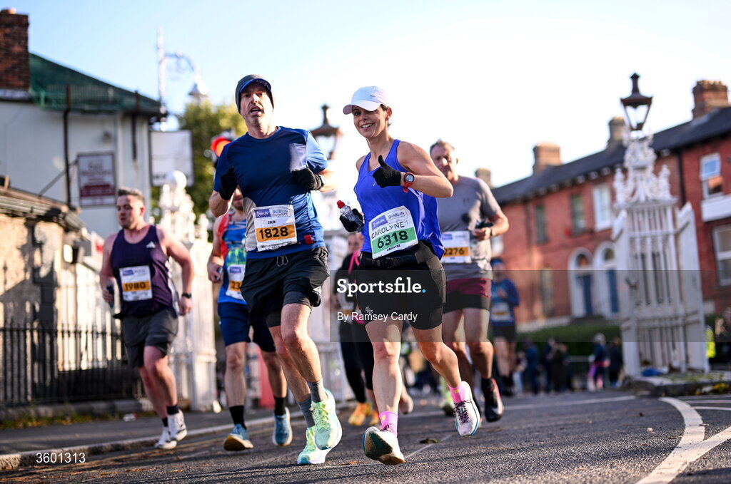 25 October 2026; Participants during the 2026 Irish Life Dublin Marathon, as thousands of runners took to the streets of Dublin for the 45th running of the event. Photo by Ramsey Cardy/Sportsfile