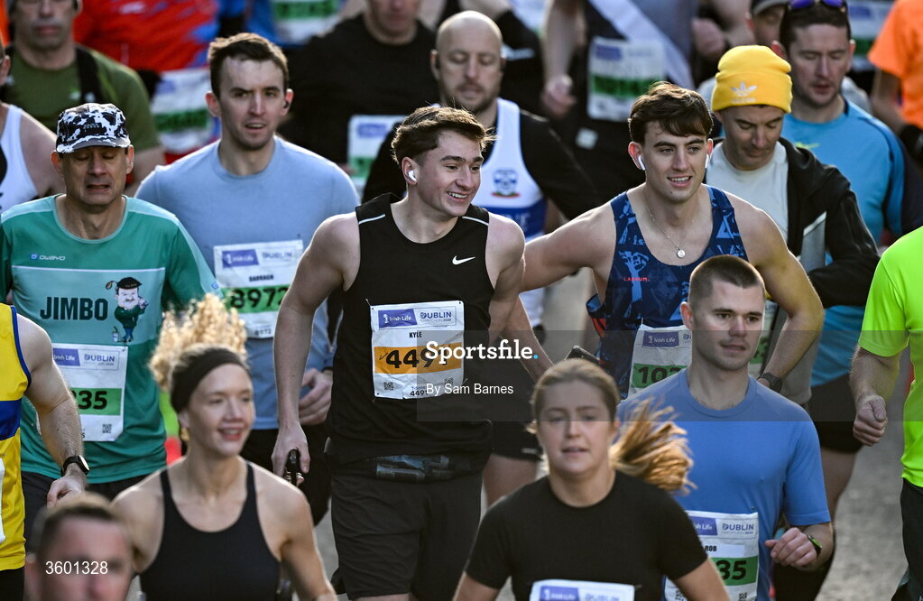 25 October 2026; Kyle Stauton during the 2026 Irish Life Dublin Marathon, as thousands of runners took to the streets of Dublin for the 45th running of the event. Photo by Sam Barnes/Sportsfile