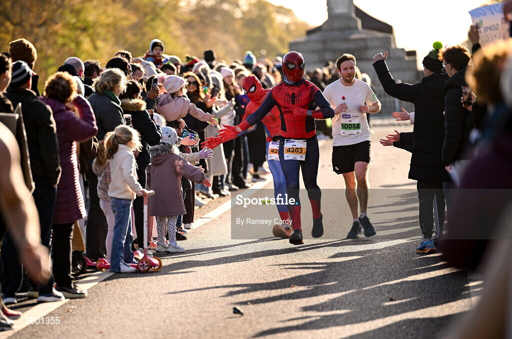 25 October 2026; Participants during the 2026 Irish Life Dublin Marathon, as thousands of runners took to the streets of Dublin for the 45th running of the event. Photo by Ramsey Cardy/Sportsfile