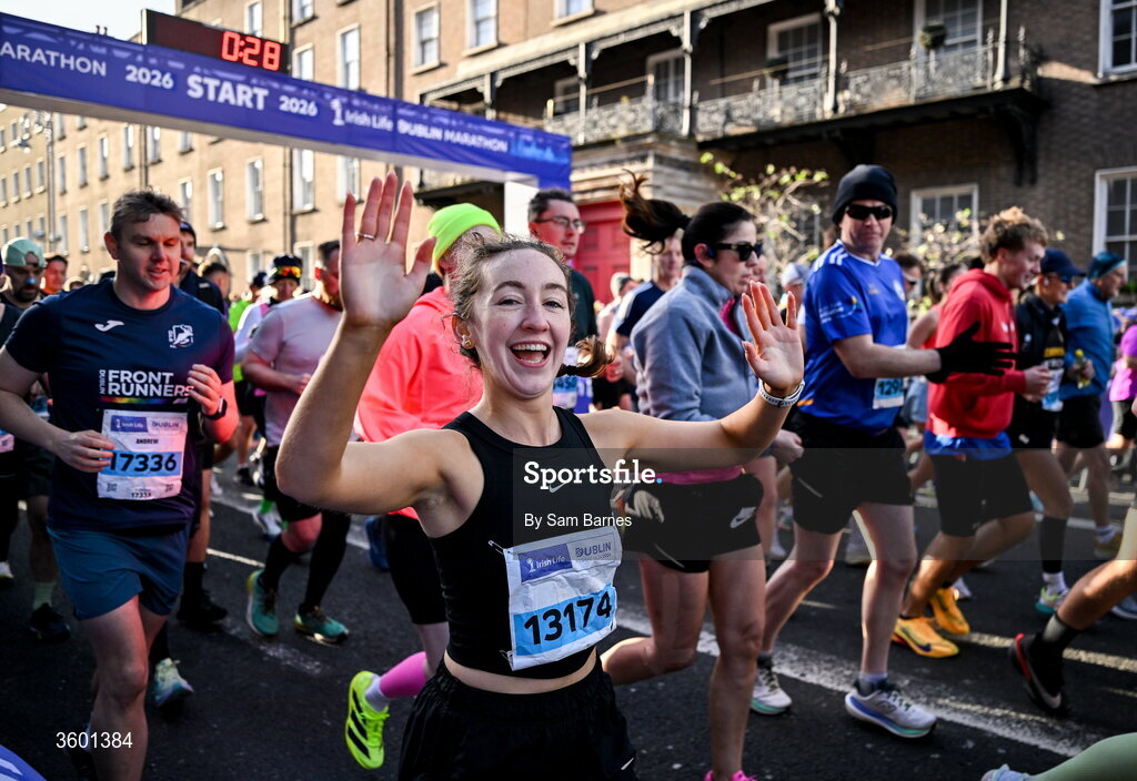 25 October 2026; Anna O' Keeffe during the 2026 Irish Life Dublin Marathon, as thousands of runners took to the streets of Dublin for the 45th running of the event. Photo by Sam Barnes/Sportsfile