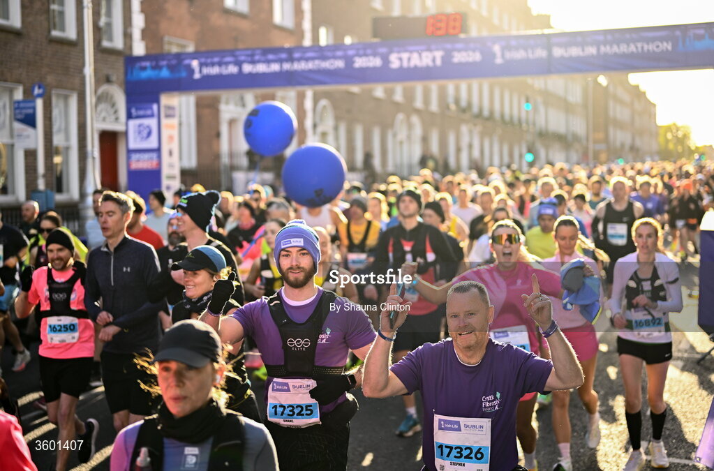 25 October 2026; Participants during the 2026 Irish Life Dublin Marathon, as thousands of runners took to the streets of Dublin for the 45th running of the event. Photo by Shauna Clinton/Sportsfile