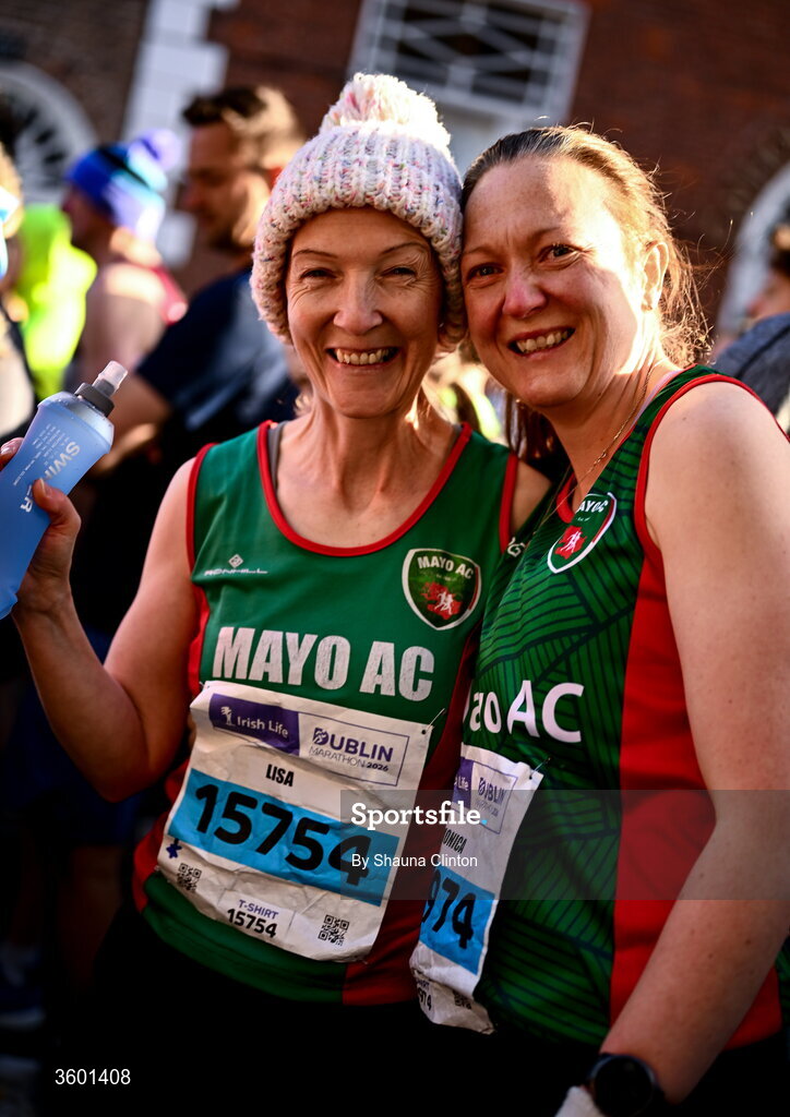 25 October 2026; Participants during the 2026 Irish Life Dublin Marathon, as thousands of runners took to the streets of Dublin for the 45th running of the event. Photo by Shauna Clinton/Sportsfile